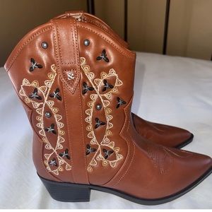 WOMENS SAM AND LIBBY COWBOY ALL MAN MADE  BROWN POINTY TOE  BOOTS Sz. 8